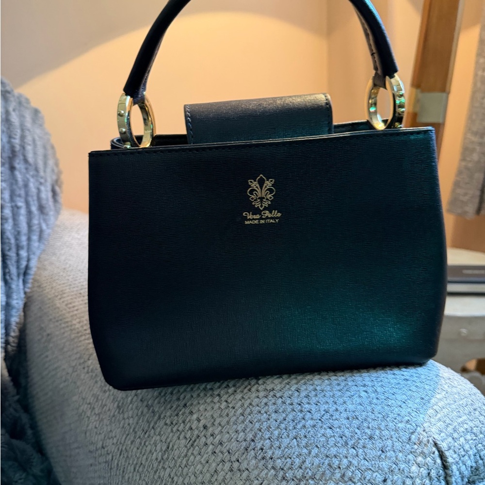 Vera Pelle Elegant Black Satchel - Picture 7 of 8